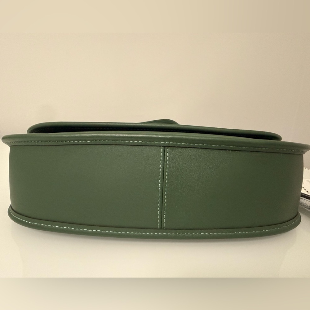 Coach Cashin Carry Crescent Shoulder Bag Hunter Green - Picture 3 of 9